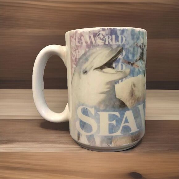 Sea World Logo Orca Dolphin Polar Bear Cup 16 Oz. Mug Shamu Aquarium Theme Park - Picture 1 of 6